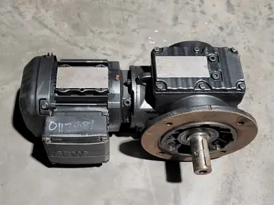 USED SEW-EURODRIVE SF57 DRS71S4