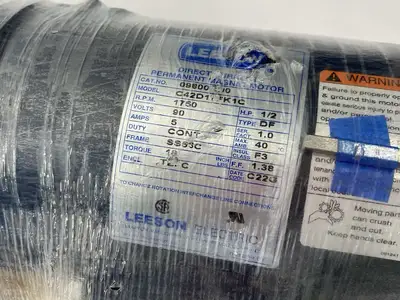 New | in-Stock Leeson Electric Permanent Magnet DC Motor 1750rpm 1/2HP C42D17FK1C D.C. Motors Michigan US | Maverick Industrial Sales #1399961