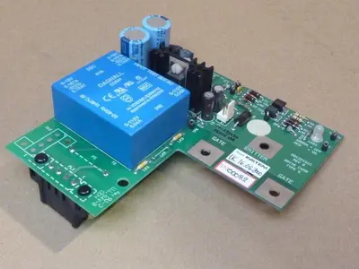 USED LUMONICS E81Z2151C