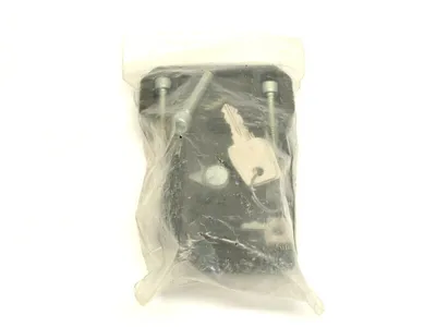 8981021561,8 981 021 561 | Bosch Rexroth 8981021561 Compact Lock With Random Key - New Other
