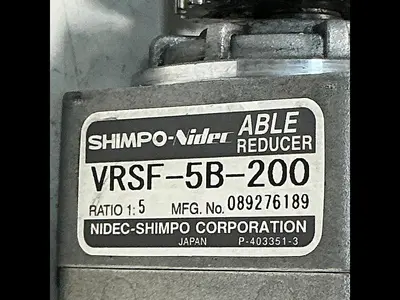 USED YASKAWA SGMAS-02A2A21-Y2