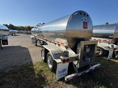 Used 2017 WALKER MILK TANKER TRAILER Tanker Trailers Michigan US | Miedema Asset Management Group #1709424