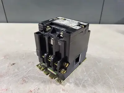 USED SQUARE D 8536SCO3V02S