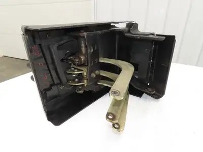 Hyster E30XM Forklift Sideshift 3 Lever Controls And Model Label