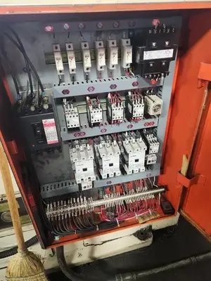 2008 LEHIGH 32200B Lathes, Gap Bed | Machinery Central (8)