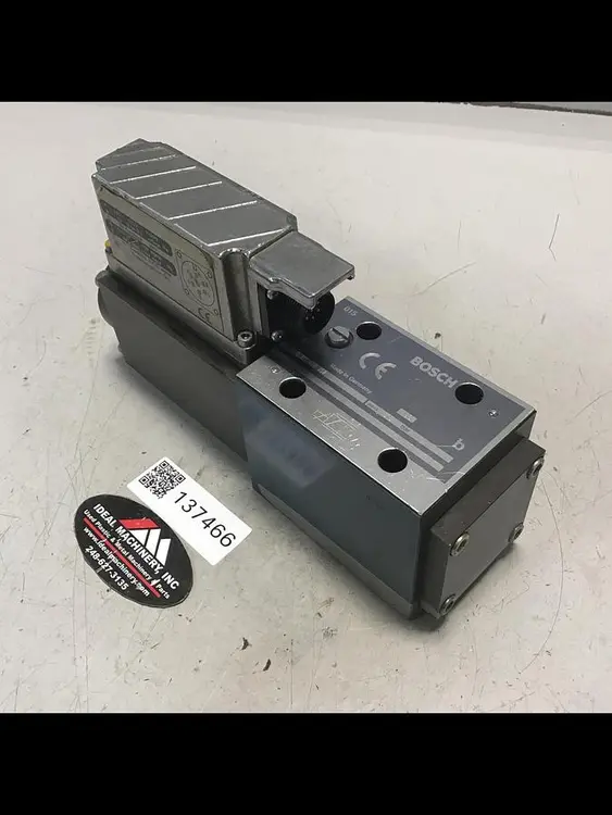 Used BOSCH 0 811 404 752 Valves/Fittings Michigan US | Ideal Machinery #871638