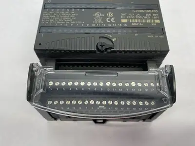 USED GE FANUC I/O MODULE OUT RLY 2A ISO 8PT, IN 24DC POS/NEG 16PT