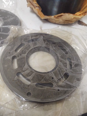 🔥Rotary Axial Hydraulic Piston Pump Rotating Cylinders w Plates PVL075 L716853