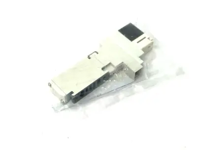 NEW SMC PLUG-IN SINGLE SOLENOID VALVE 2-WAY 24VDC