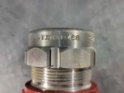 NEW THOMAS BETTS STX100-468