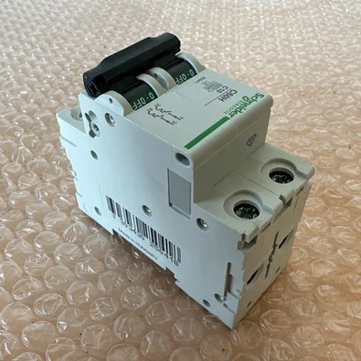 New | in-Stock Schneider Electric C60H-C10 Circuit Breakers Indiana US | J&J Industrial Supply #505108