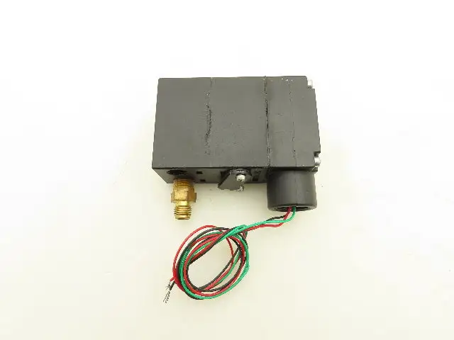 Used FAIRCHILD _UNKNOWN_ Parts (Hydraulics and Pneumatics) | Arrow Industrial #635950
