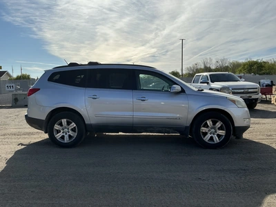 USED 2009 CHEVROLET TRAVERSE