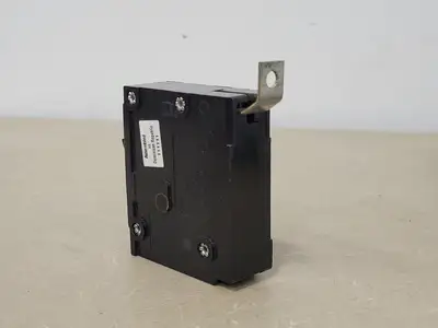 USED CUTLER-HAMMER BA120