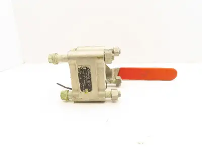Flowserve 4466TBW5 R2 Stainless Floating Ball Valve 2" - Center piece only-