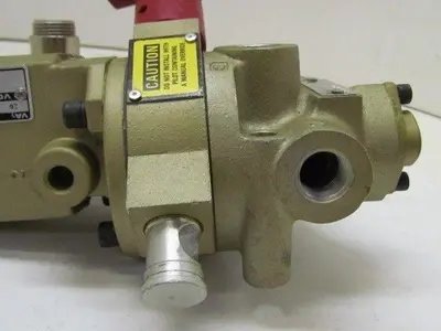 Ross 2773A3954 120 Volt Solenoid Valve 3/8" NPT NEW