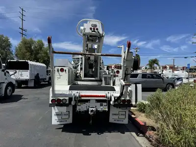 Used 2014 _UNKNOWN_ _UNKNOWN_ Bucket (boom) trucks California US | Commerce Truck Equipment Sales #1548709