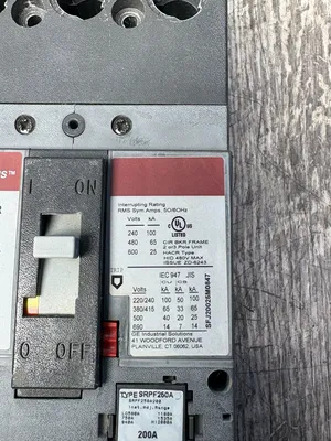 GE SFLA36AT0250 Circuit Breakers | ESS Industrial Equipment Sales (5)