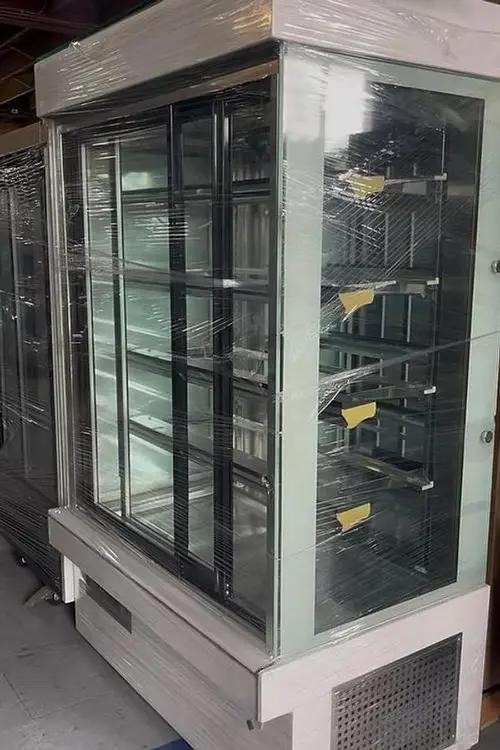 Used REFRIGERATOR SQUARE SHOWCASE _UNKNOWN_ Refrigeration Units British Columbia CA | Surrey Food Equipment #434475