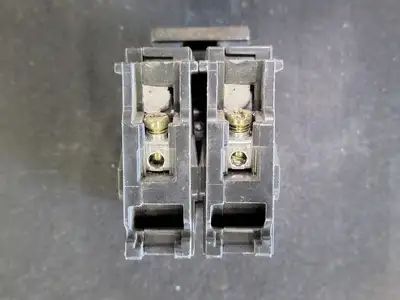 Used SIEMENS Q215 Switchgears British Columbia CA | Lenmark #243608