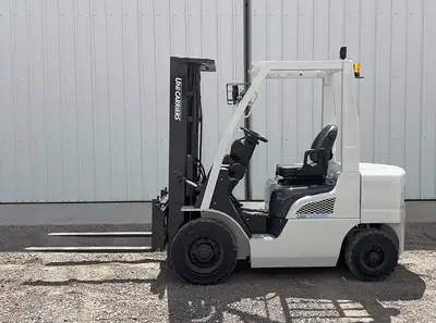 Used UNICARRIERS MY1F2A25V Internal Combustion Forklifts: Pneumatic Tire Texas US | FMI Trading #1288168
