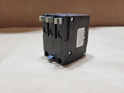 Used SQUARE D QO315 Switchgears British Columbia CA | Lenmark #913644