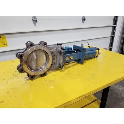 6" dia. Dezurik Knife Gate Valve