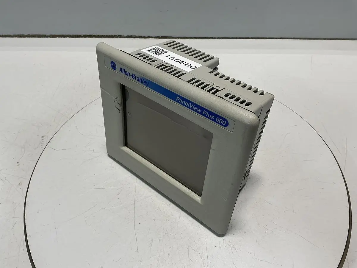 USED ALLEN BRADLEY 2711P-T6C20D