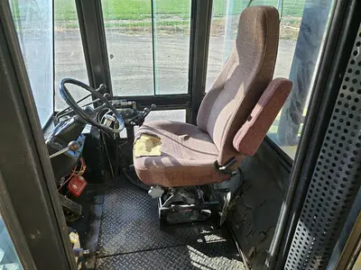 USED HYSTER H210XL