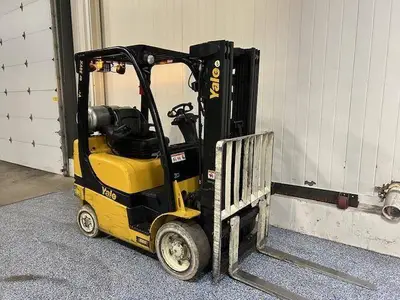 Used 2017 YALE GLC050VX Misc Forklifts Illinois US | Somerset Equipment Sales #1543008