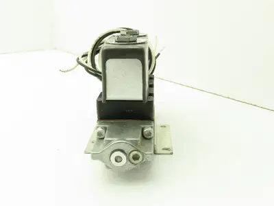ARO 5840 2323 22 Pneumatic Solenoid Valve 5-Port 115V 150 PSI