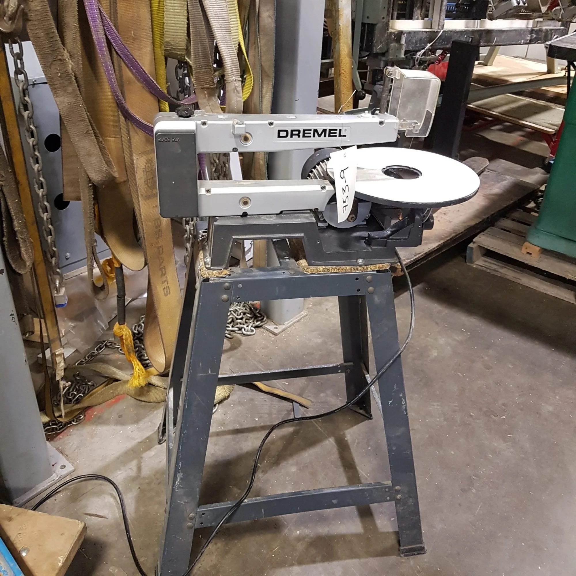 Dremel Scroll Saw