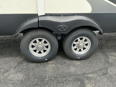 Used 2019 HEARTLAND BIG COUNTRY 3806RKD Campers, Caravans, Motorhomes Michigan US | Miedema Asset Management Group #1334395