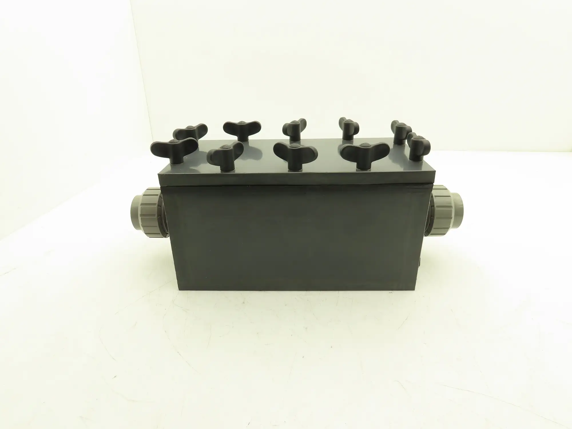 Sediment Trap 6 X 12" Box 2" Inlet And Outlet Plastic Housing Removable Top