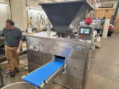 BENIER B9336 Production Equipment | Harvest Equipment and Fabrication Inc (1)