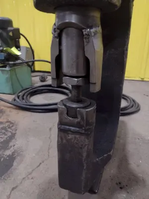 70 TON WA WHITNEY MODEL #771 WEB HYDRAULIC C-FRAME PUNCH W/ POWER UNIT: YOBRO #23902
