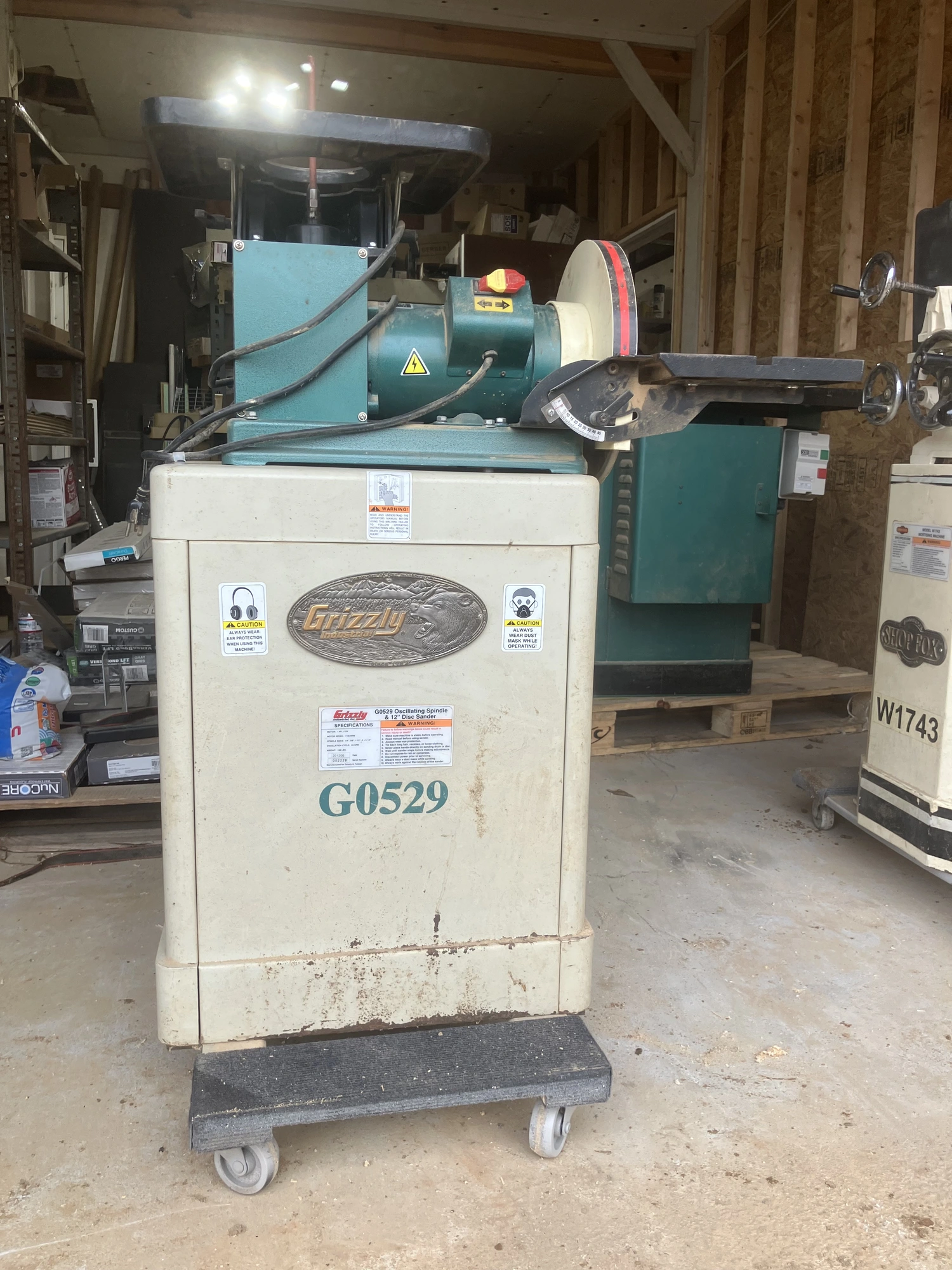 USED GRIZZLY G 0529 OCCILLATING BELT AND DISC SANDER
