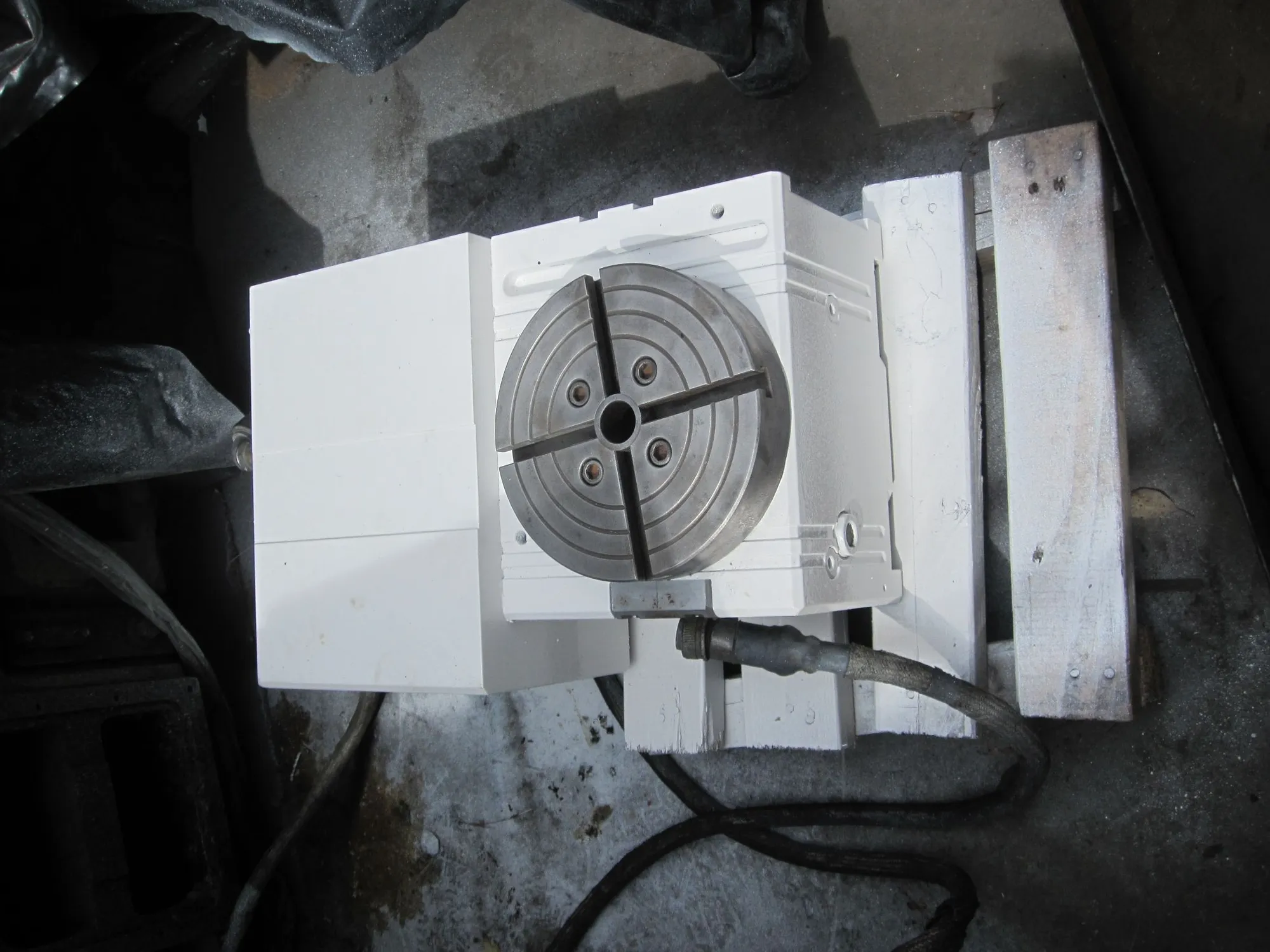 Nikken? CNC VMC 4th Axis A-Axis Rotary Table Project NEEDS WORK