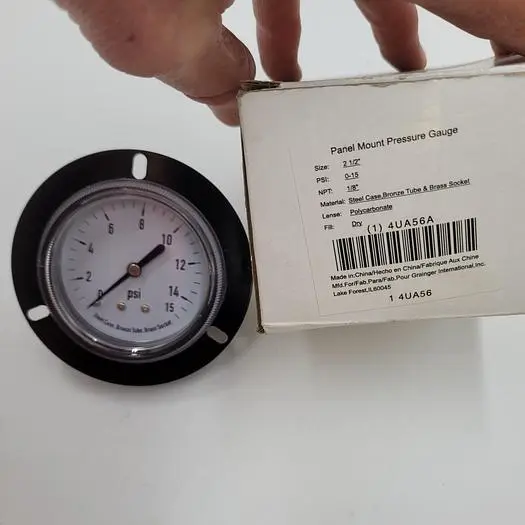 Used PANEL MOUNT GAUGE PANEL MOUNT PRESSURE GAUGE 1/8" NPT 0 - 15 PSI 2-1/2" DIAMETER GAUGE FACE Universal Pressure Meters | ND Industrial Surplus #1219125