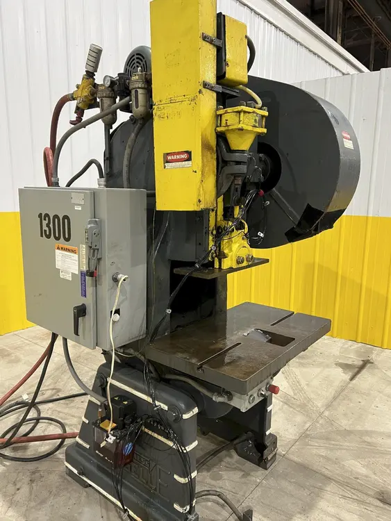 Used ROUSSELLE 3 O.B.I. Presses Ohio US | Yoder Brothers machinery 16 #89813