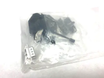 NEW AMPHENOL CABLE MOUNT D-SUB CONNECTOR KIT