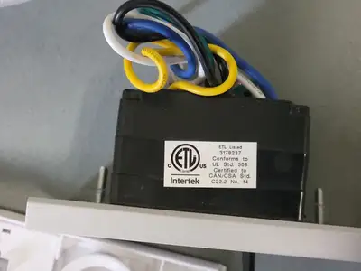 NEW LEVITON AWRMG-XBW