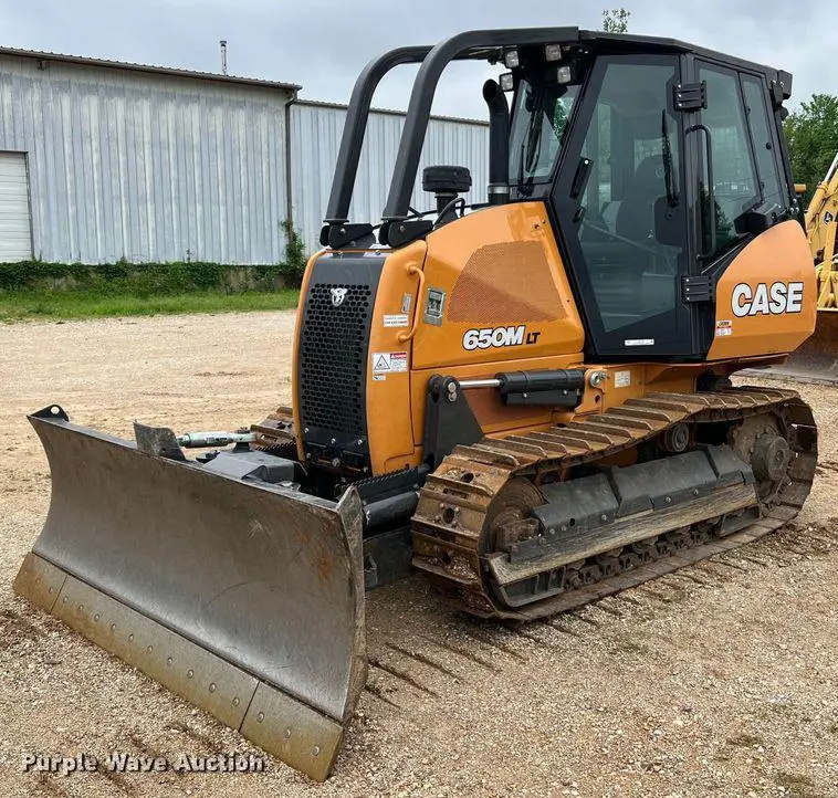 USED 2018 Case 650M LT