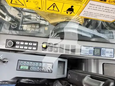 USED 2020 XCMG XE210U