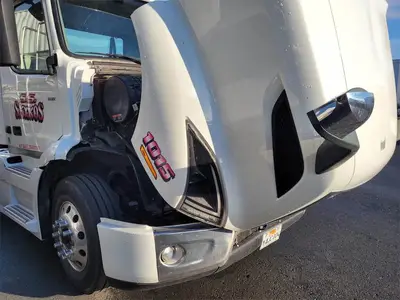 USED 2020 VOLVO VNR64T300