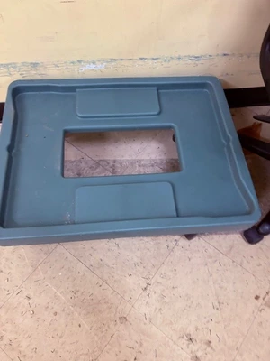 3 stackable hot boxes with wheel cart.