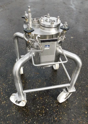 USED CHERRY BURRELL REACTOR 5 GALLON