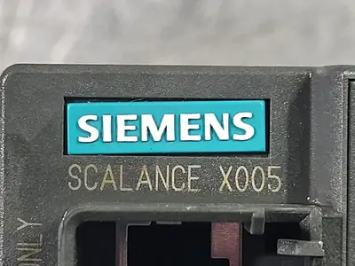 USED SIEMENS 6GK5005-0BA00-1AA3