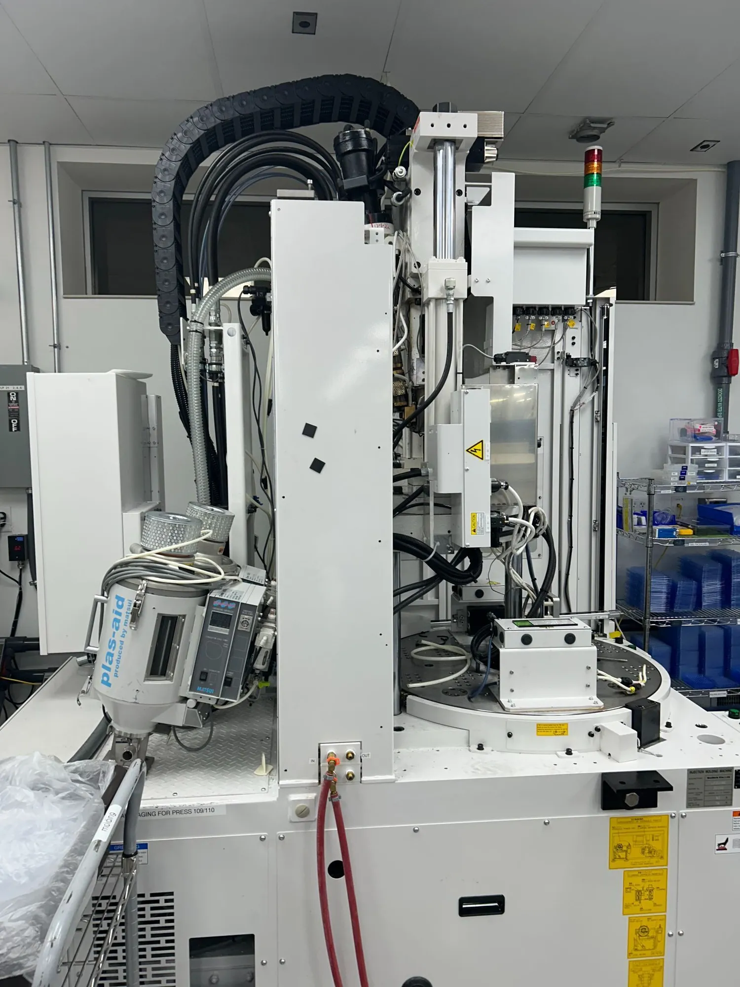 22 Ton, 0.15 Oz., Sodick LP20VRE Vertical Injection Molding Machine, 2017