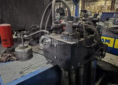 USED 2008 EXCEL 2R10 HORIZONTAL BALER WITH CONVEYOR